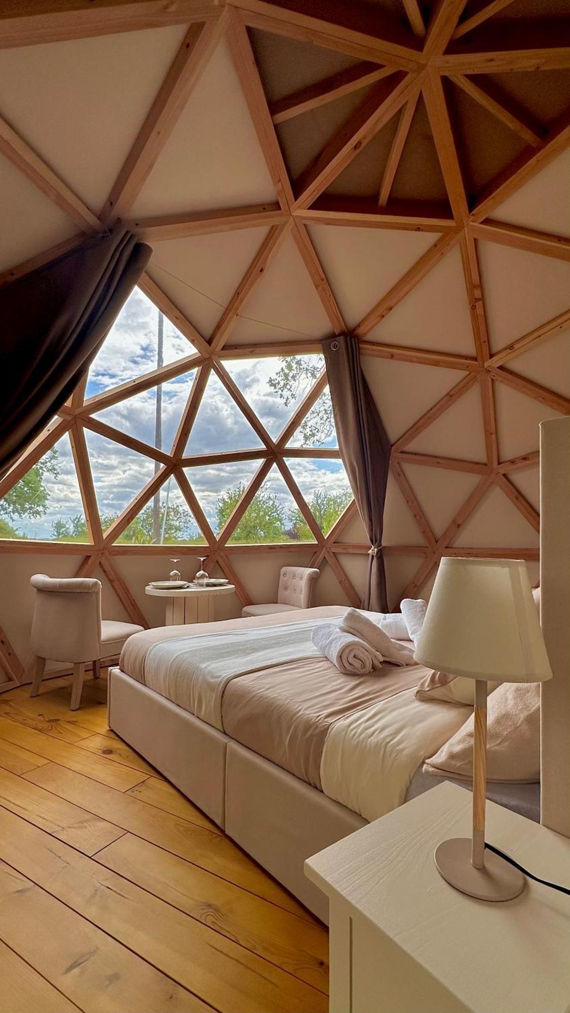 Dome Pathome Catonvielle Exterior foto